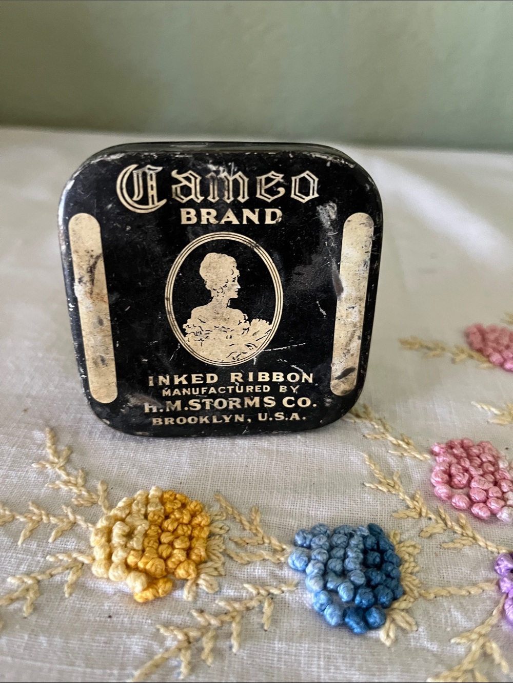 Vintage Cameo Typewriter Ribbon Tin H.M. Storms Co Brooklyn Advertising